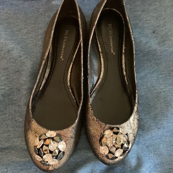 BCBGENERATION flats  - Picture 2 of 3